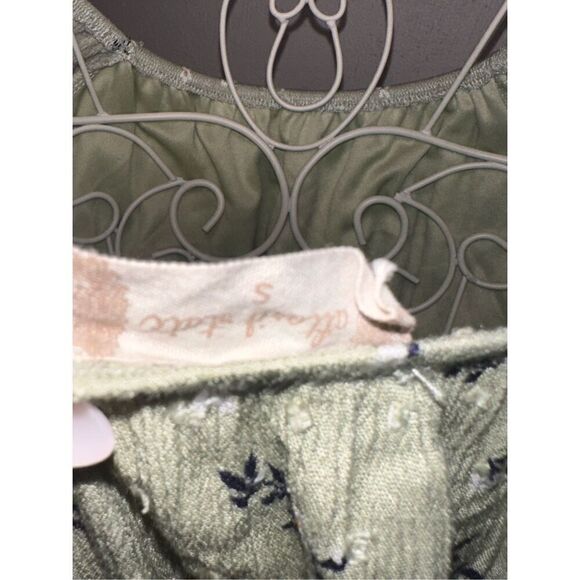 GREAT CONDITION altar'd state Mini Dress CUT OUT SIDES DESIGN Short Sleeve Flora - Picture 4 of 6